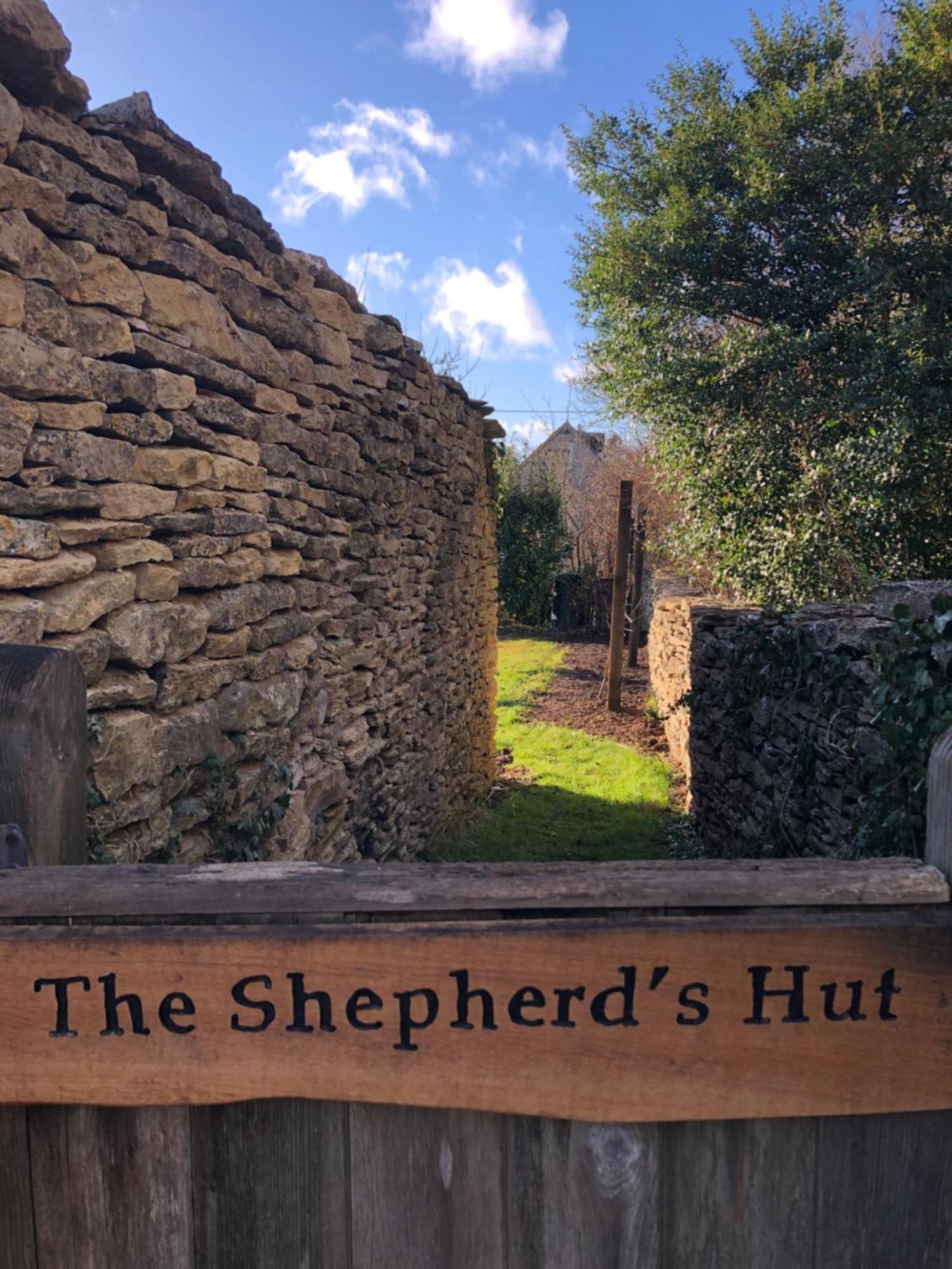 Green Valley, Cotswold Stay With Hamper Cheltenham Esterno foto